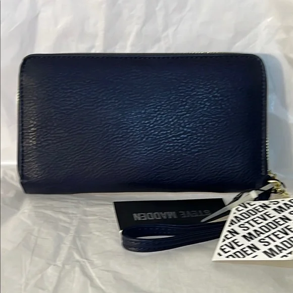 Steve Madden Blue Wallet Sleek Textured Design - Picture 2 of 8